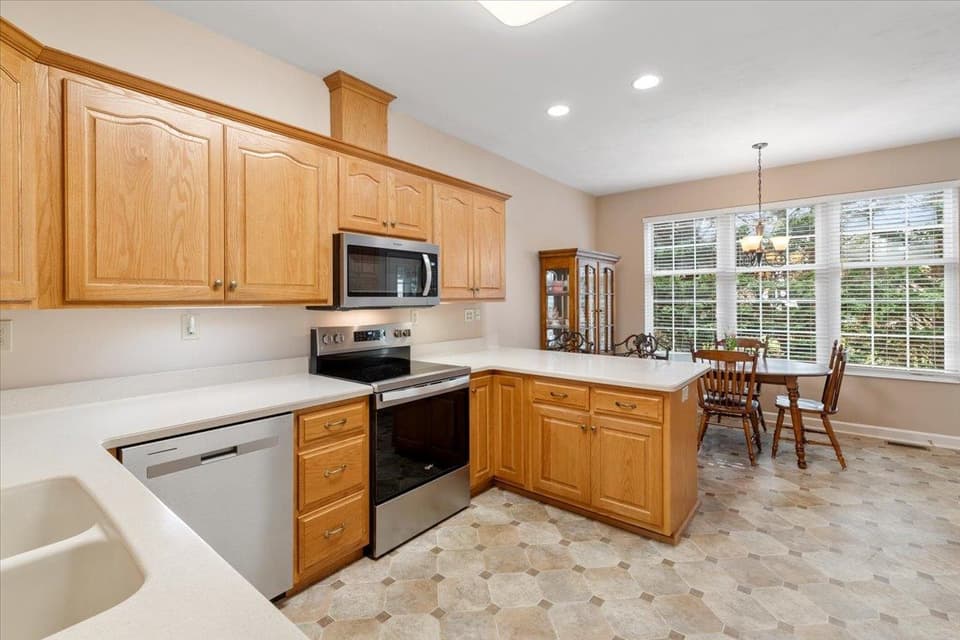 150 Slate Creek Drive NW, photo 10 of 40