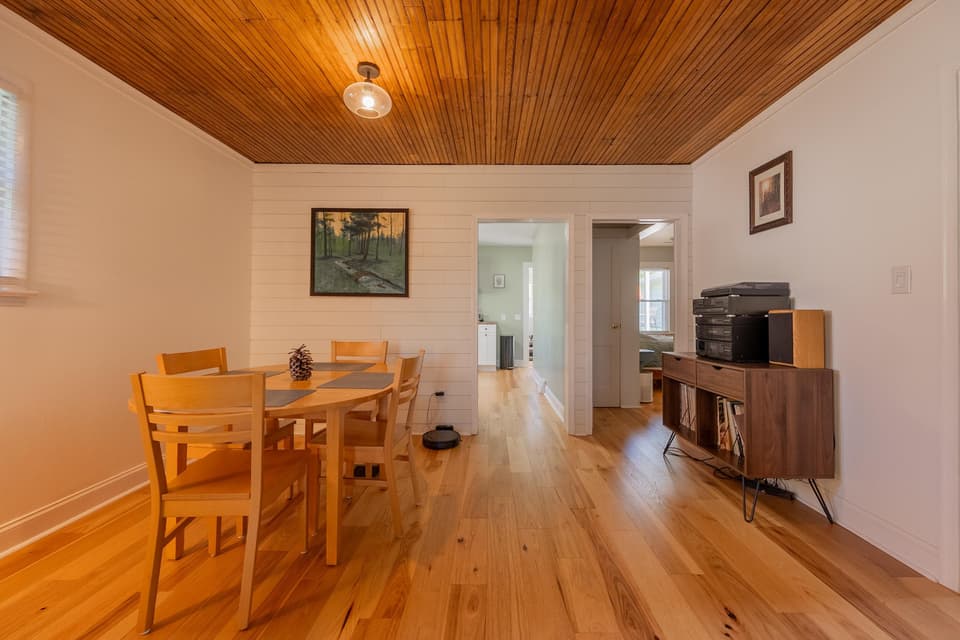 940 Forest Street, photo 12 of 40
