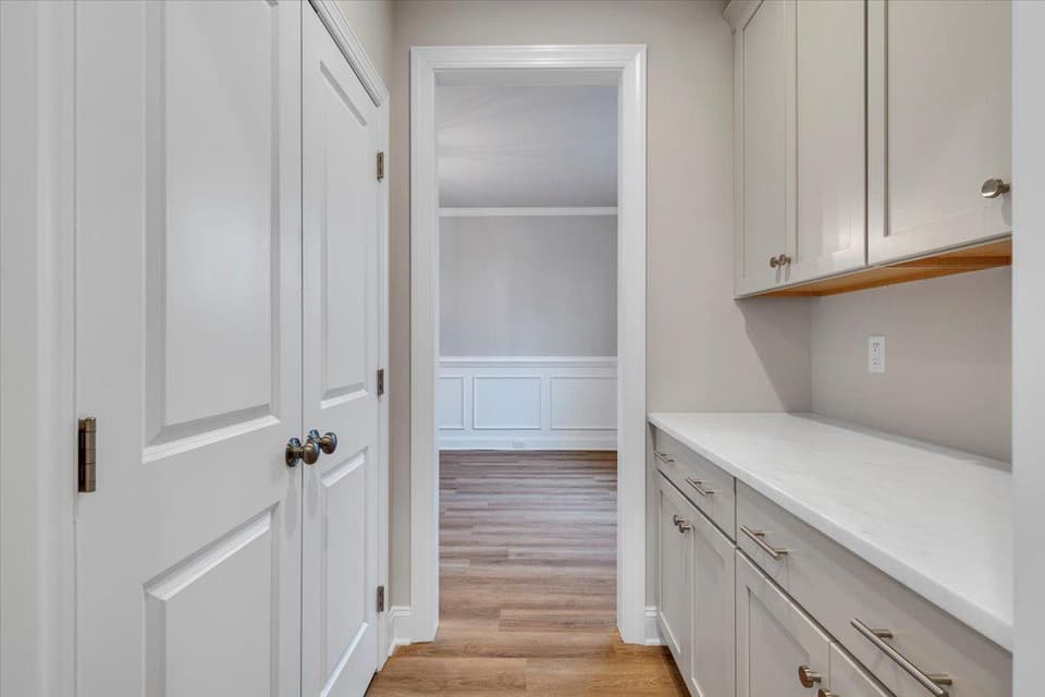 1062 Round Meadow Drive, photo 18 of 40