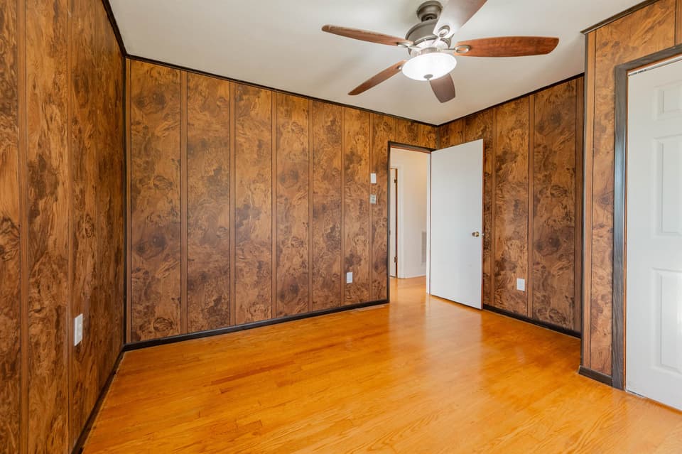 270 Dunlap Drive, photo 19 of 40