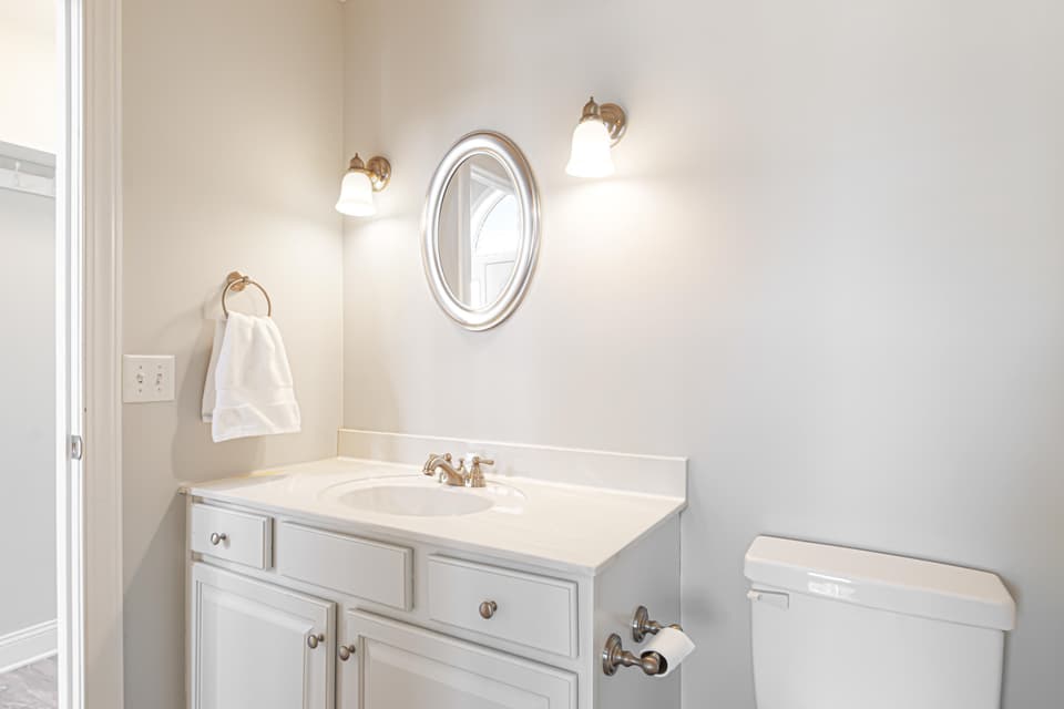 1730 Lions Drive, photo 21 of 40