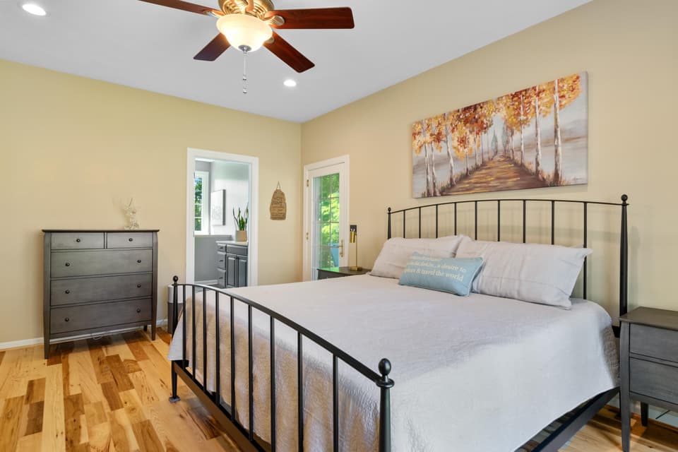 2130 Lubna Drive, photo 32 of 40