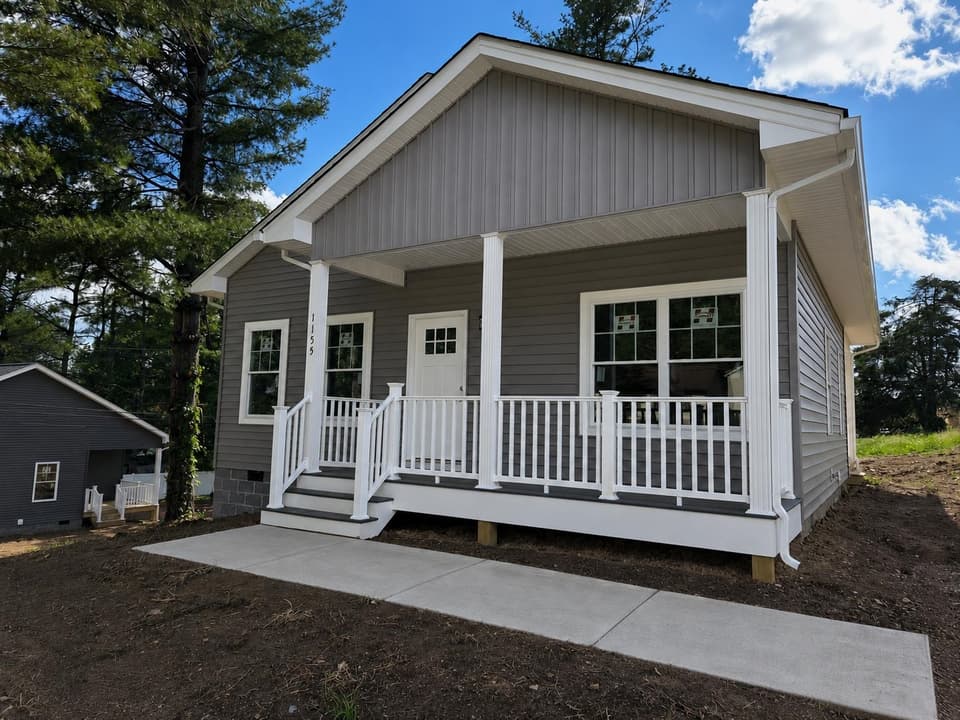 1155 Plum Street, photo 3 of 34