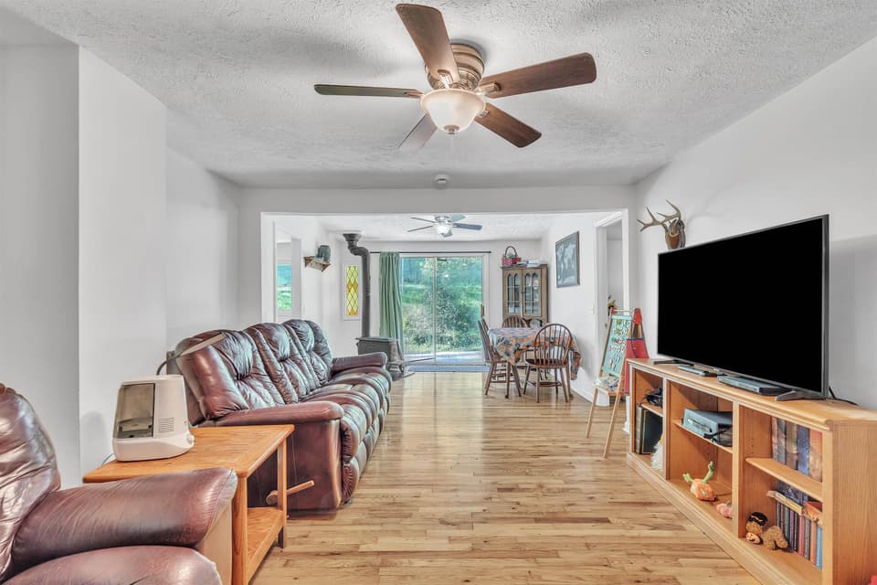 2617 Beech Spring Lane, photo 18 of 40
