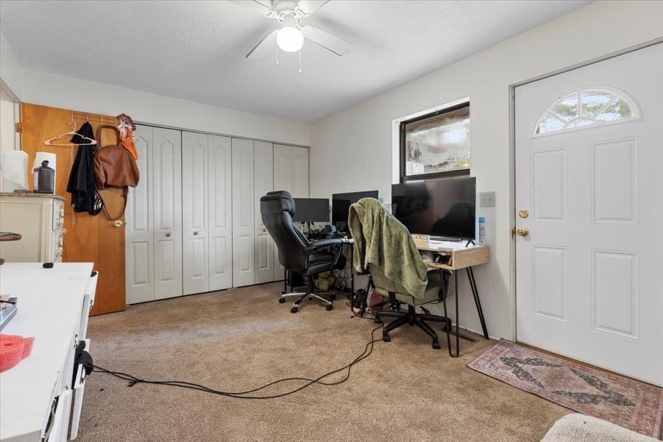 2590 Townhouse Street, photo 22 of 39