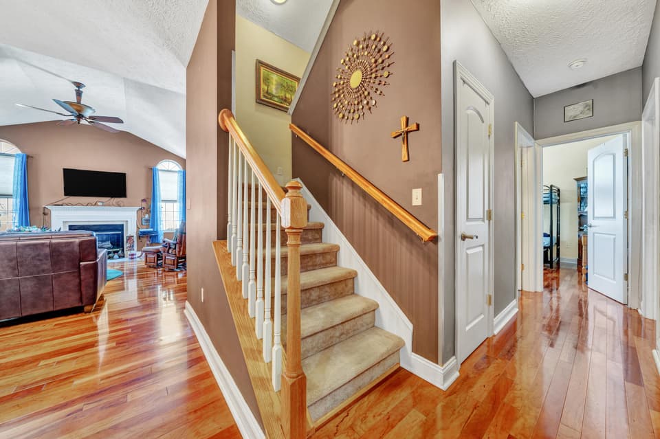 55 Revolution Cir, photo 25 of 35
