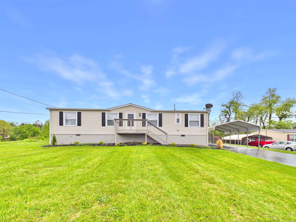 1030 Church Street NE, Christiansburg, VA