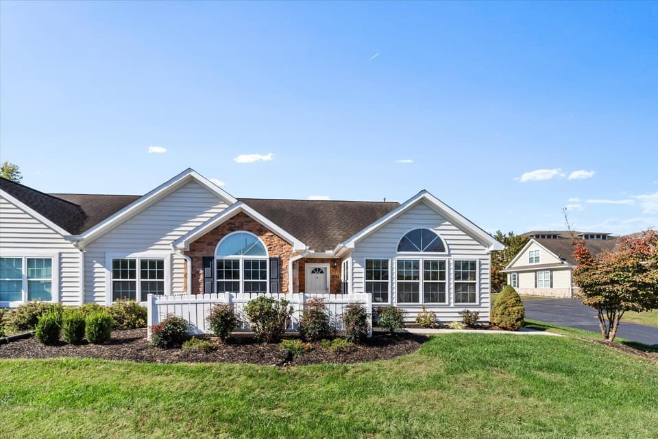 227 Patriot Way Unit 63, Christiansburg, VA