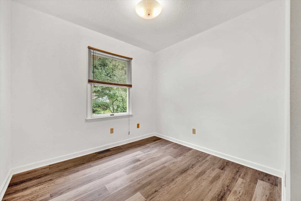 100 Franklin Parke Court SW, photo 11 of 30