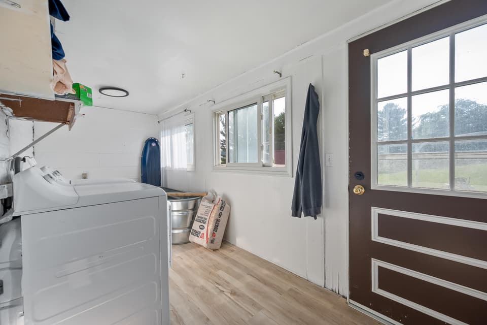 285 Dunlap Drive NE, photo 15 of 34