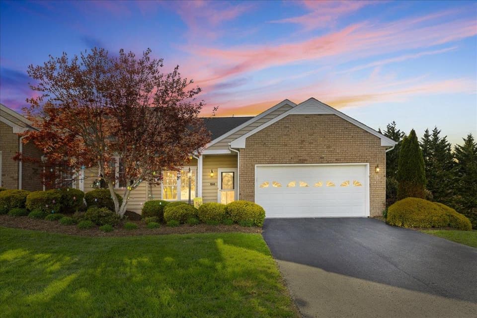 150 Slate Creek Drive NW, photo 4 of 40