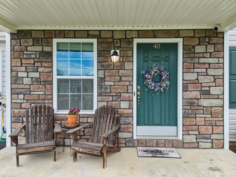 40 Little John Circle NE, photo 8 of 40