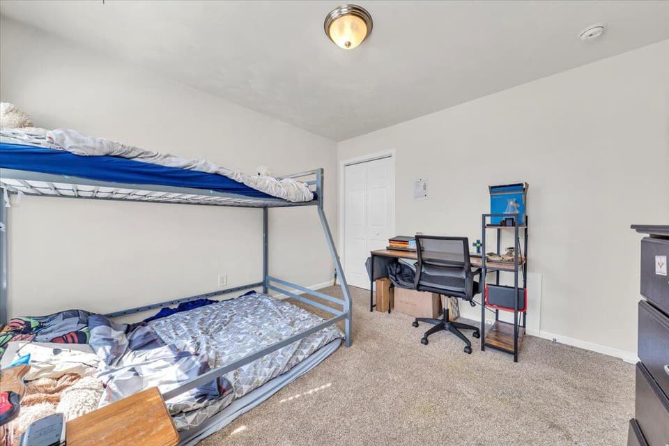 400 Chelsea Loop, photo 23 of 38