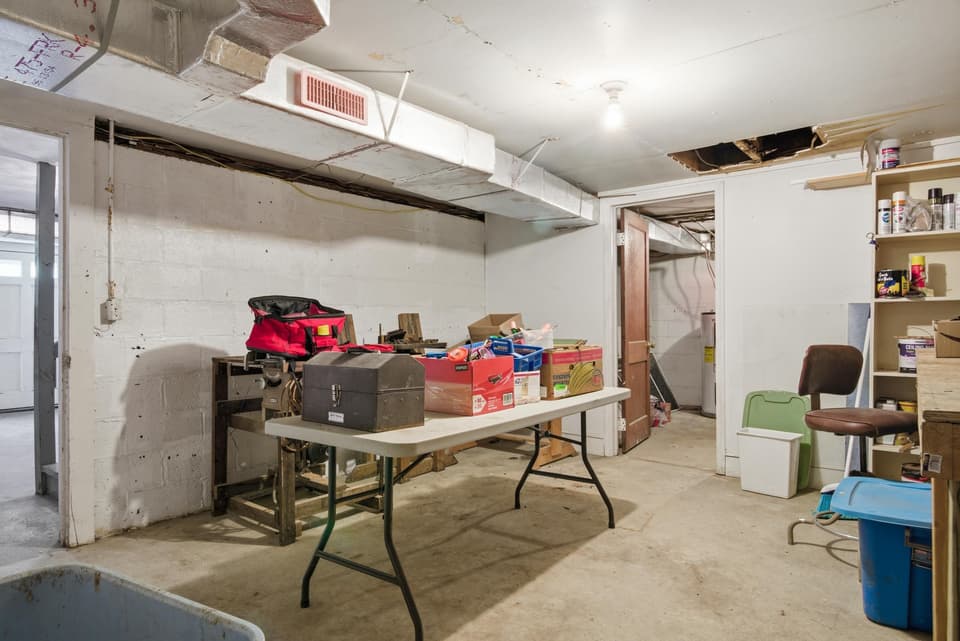 705 W Main Street, photo 34 of 40