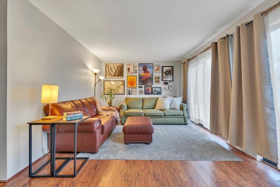 2615 Glade Drive SE, photo 6 of 35