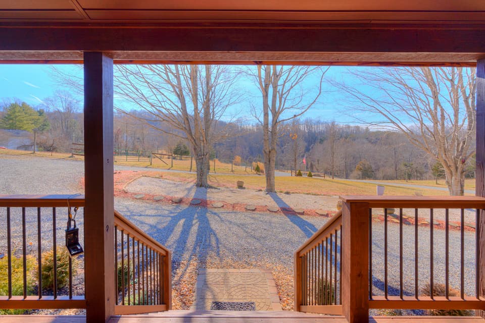 2893 Spring House Road, photo 8 of 32