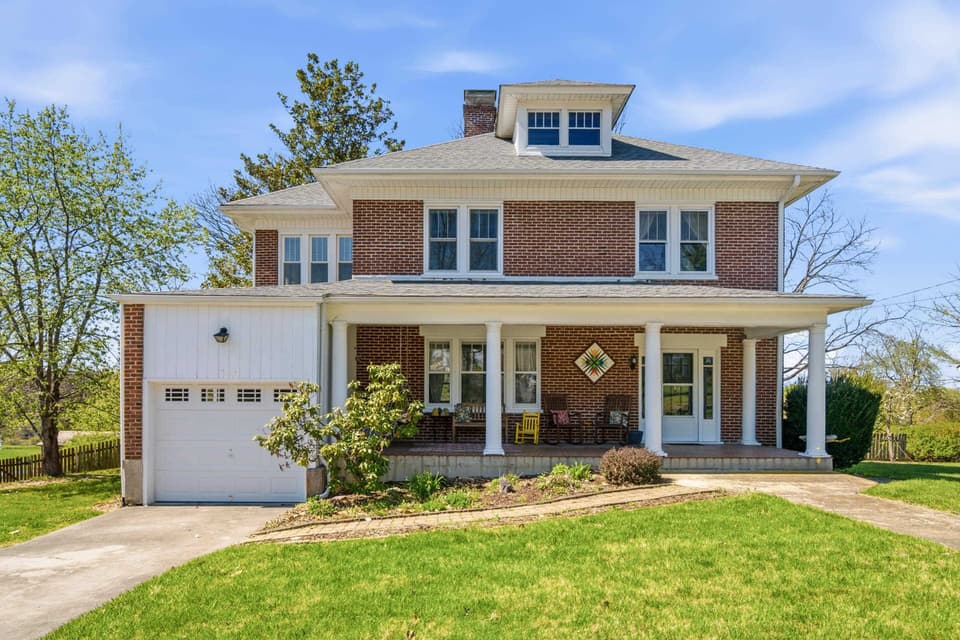 805 W Main Street, Christiansburg, VA