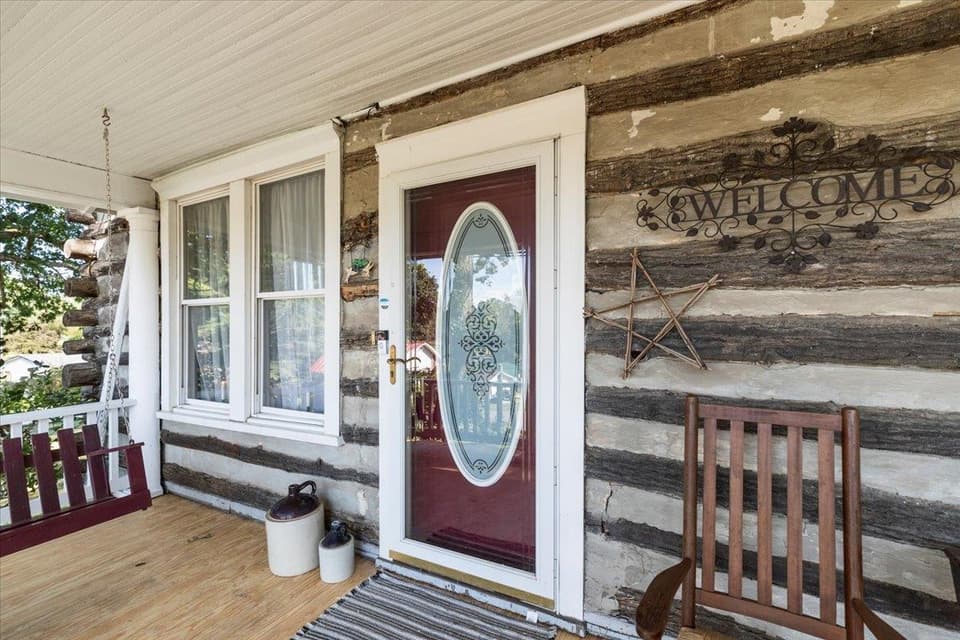 510 Ellett Road NE, photo 10 of 40