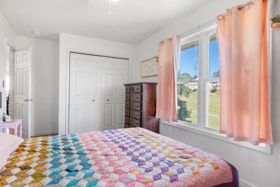 3494 Roanoke Street, photo 24 of 30