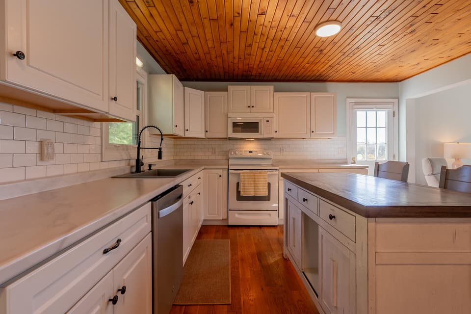 125 Wooden Shoe Court NW, photo 21 of 40