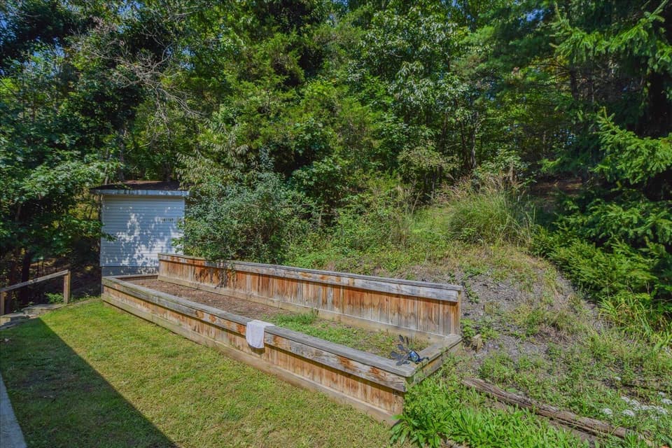 1008 Rock Road E, photo 19 of 21