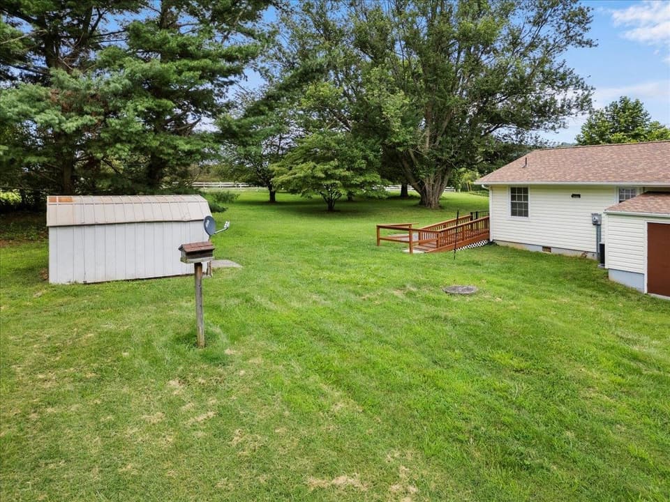 3074 Seven Mile Tree Road, photo 39 of 40