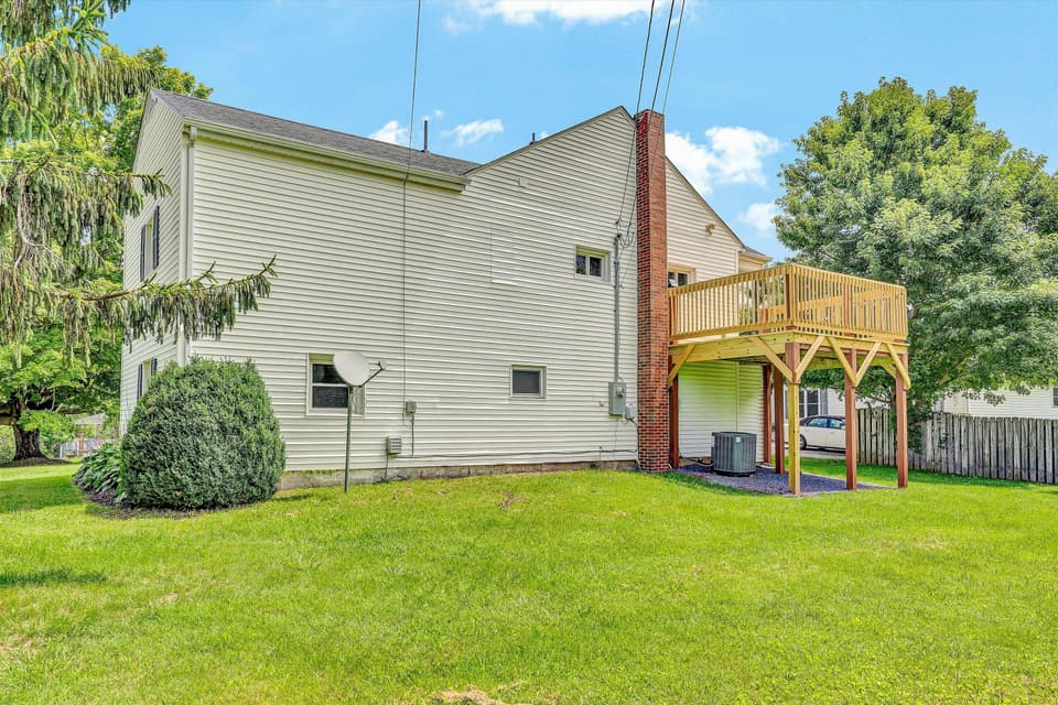 215 S Hill Dr, photo 32 of 37