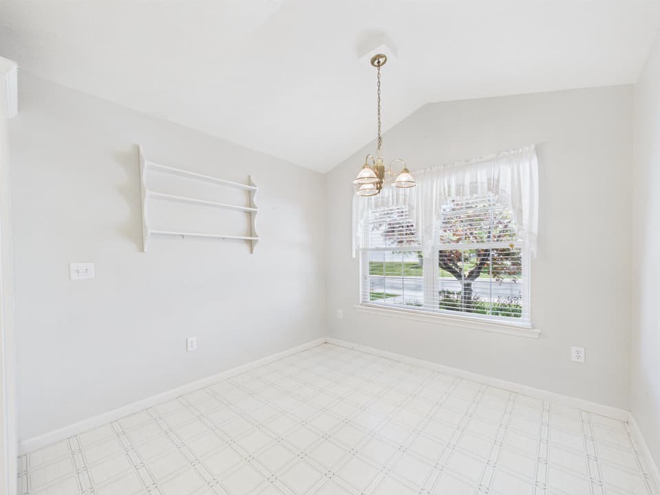 218 Wheatland Court, photo 12 of 29
