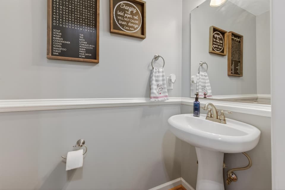 1555 Diana Drive, photo 26 of 40