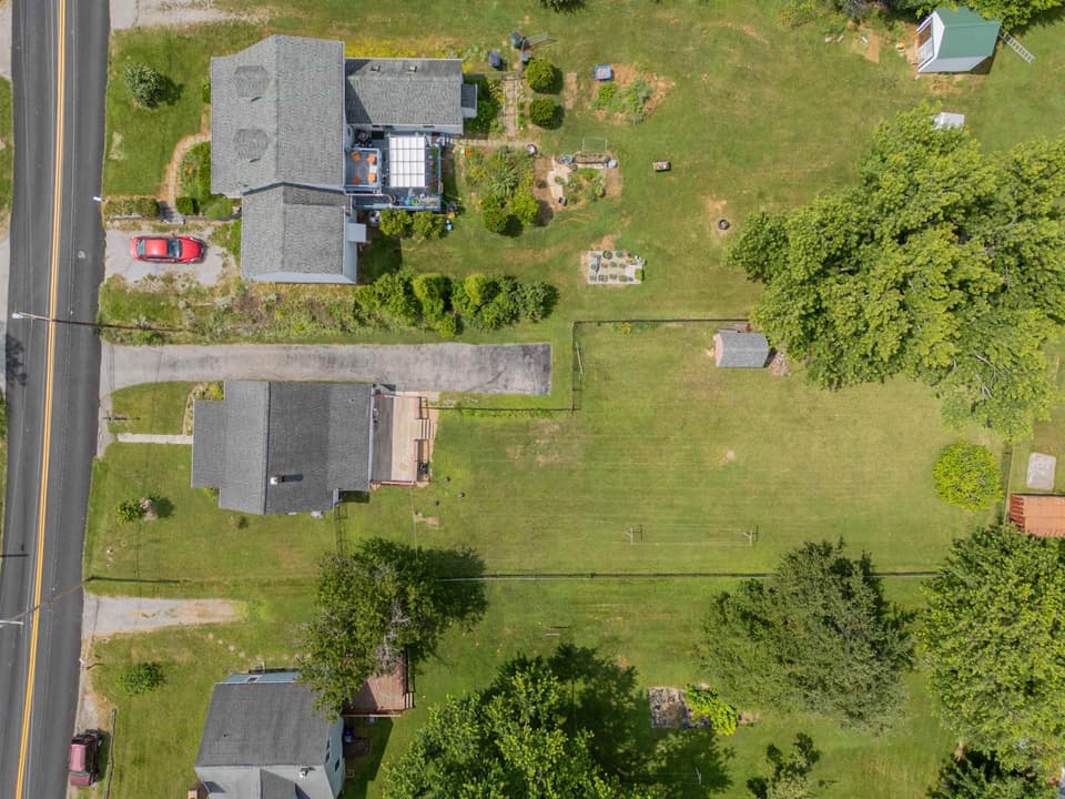 220 Clearview Drive, photo 33 of 34