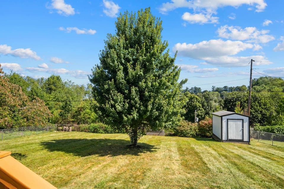 106 Roseland Drive, photo 39 of 39