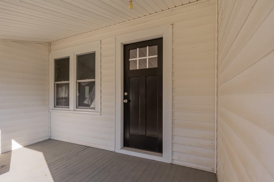 854 Den Hill Road, photo 9 of 40