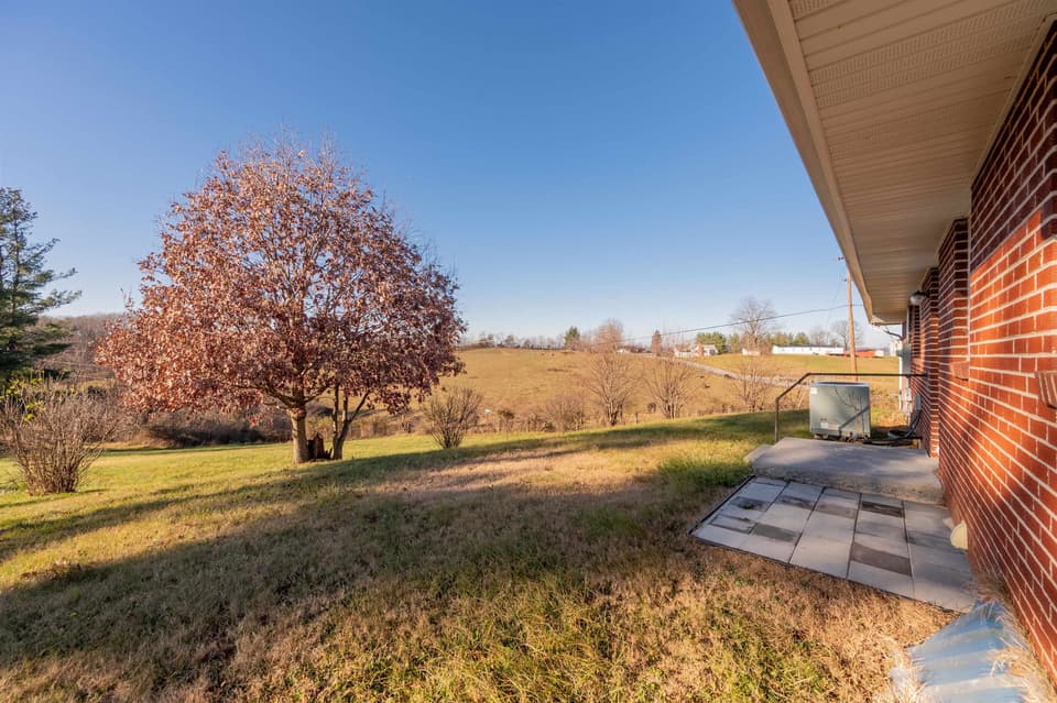 270 Dunlap Drive, photo 40 of 40
