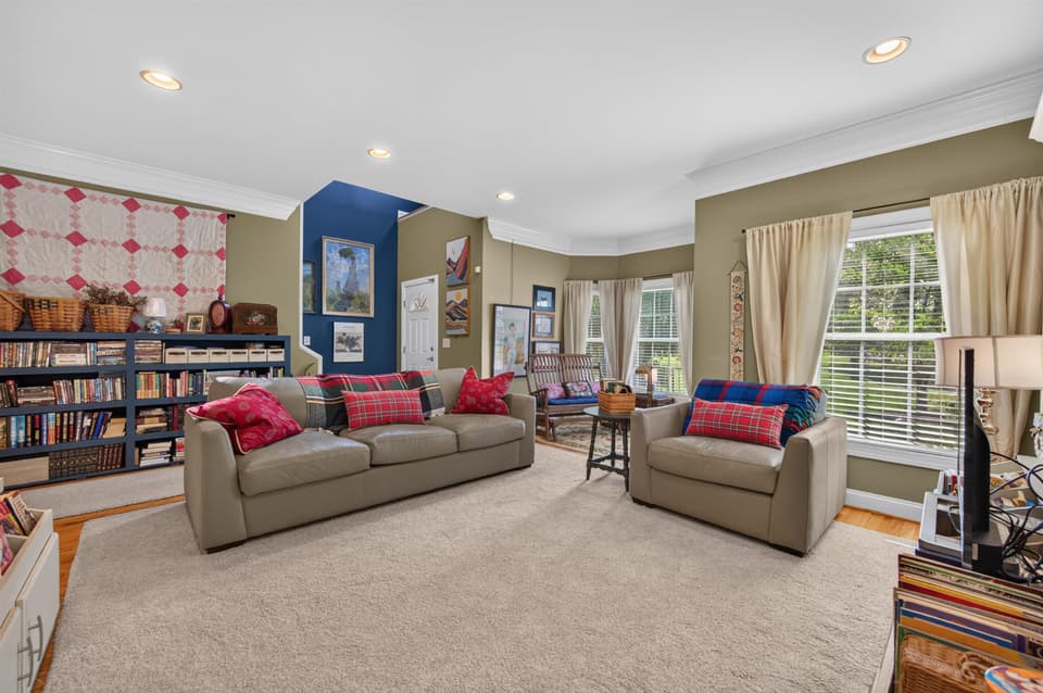 50 Phoenix Boulevard NW, photo 15 of 40