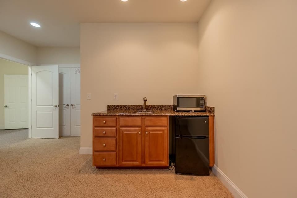 90 Phoenix Boulevard, photo 40 of 40
