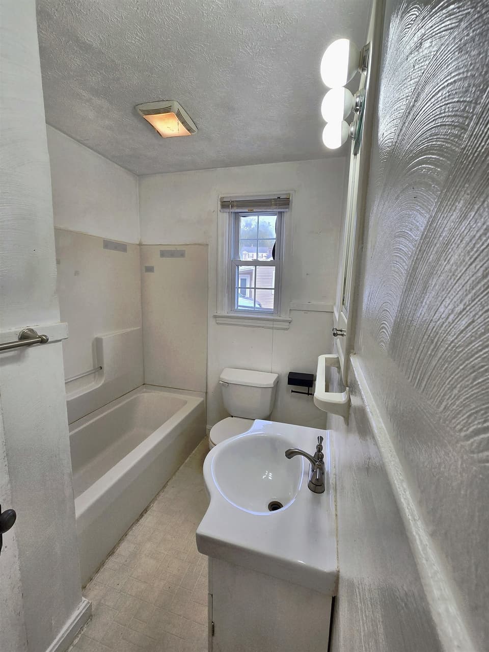 165 Clearview Drive, photo 16 of 26