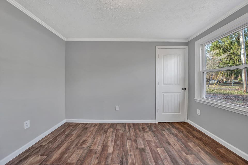 115 Thelma Lane, photo 17 of 29