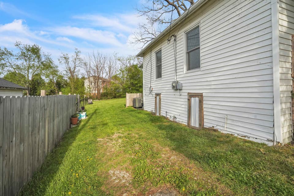 513 Craig Street, photo 32 of 32