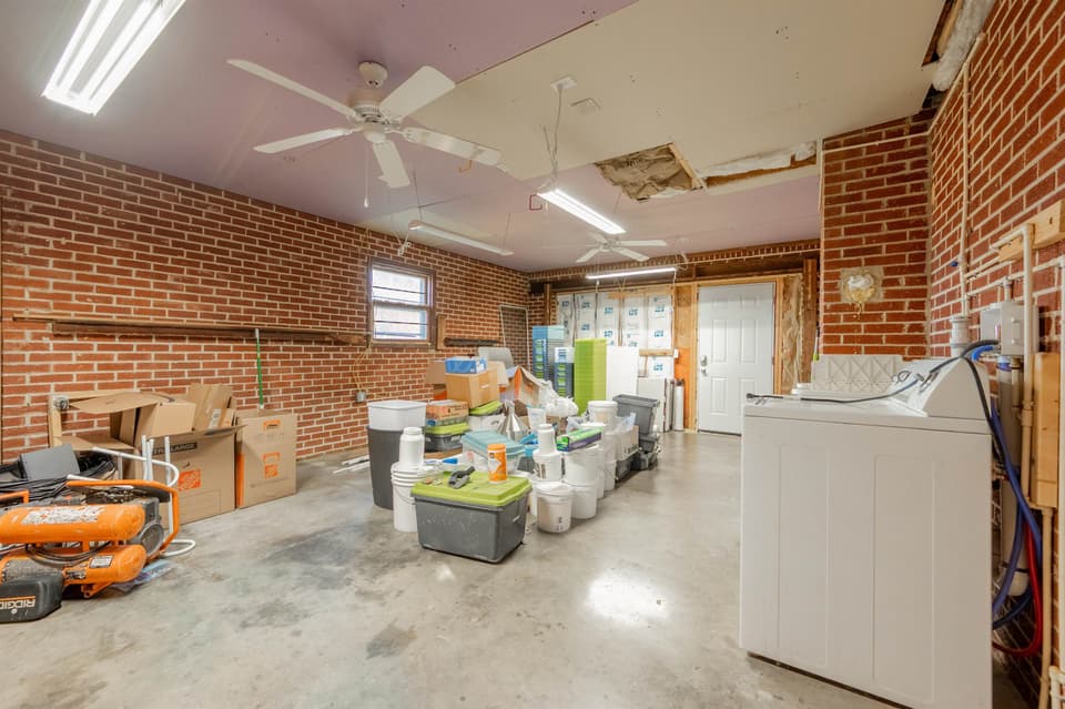 270 Dunlap Drive, photo 29 of 40