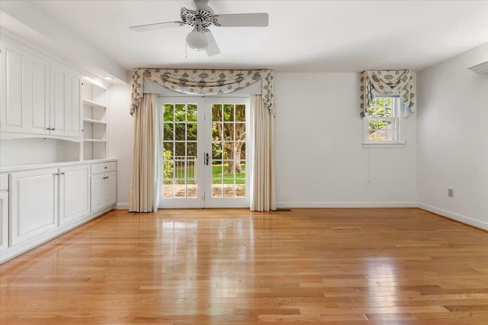 940 Oak Drive, photo 24 of 40