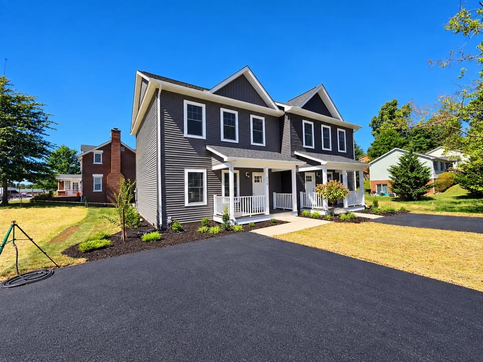110 Craig Street, photo 5 of 40