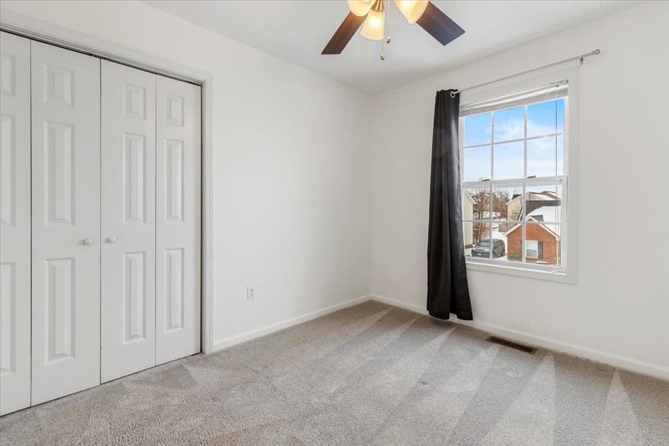 110 Sage Lane, photo 27 of 40