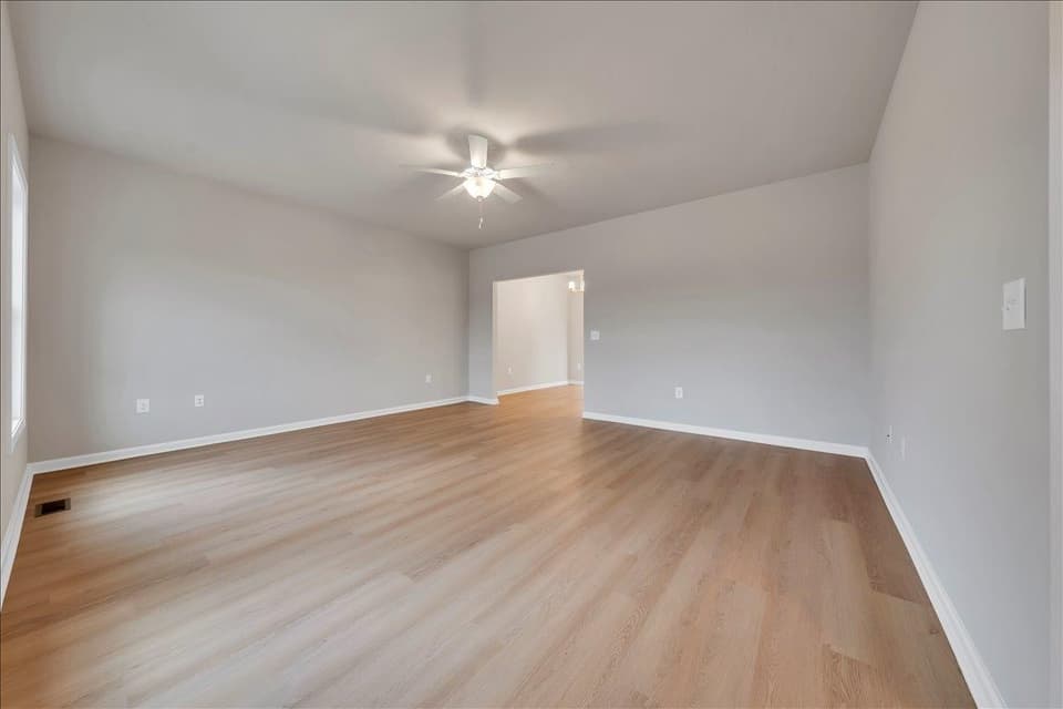 1575 Kensington Way, photo 7 of 40