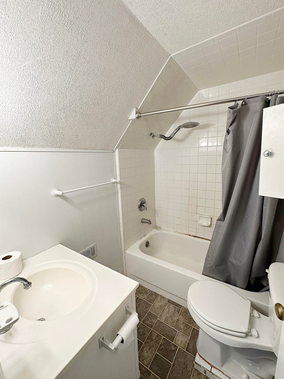 285 Mulberry Drive, photo 21 of 37