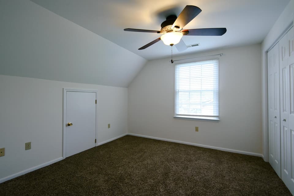 355 Overland Drive, photo 23 of 29