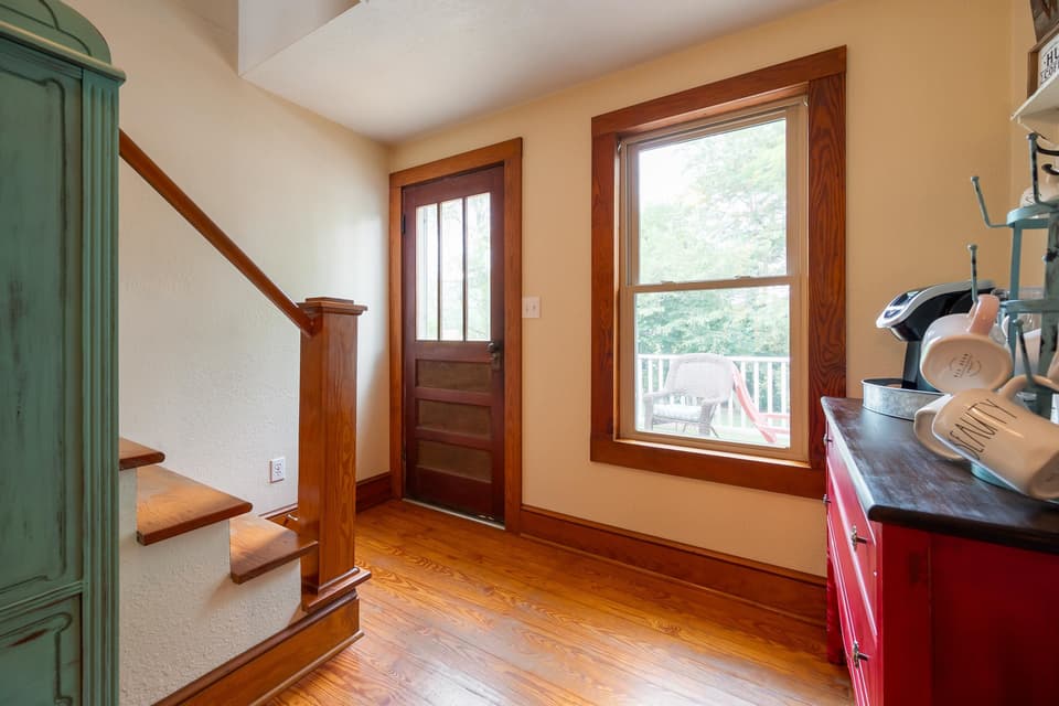 2056 Radford Road, photo 14 of 40