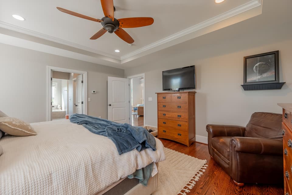 2310 Peakland Way, photo 37 of 40