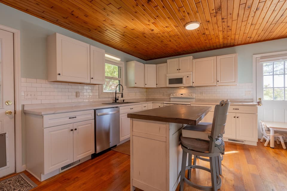 125 Wooden Shoe Court NW, photo 20 of 40