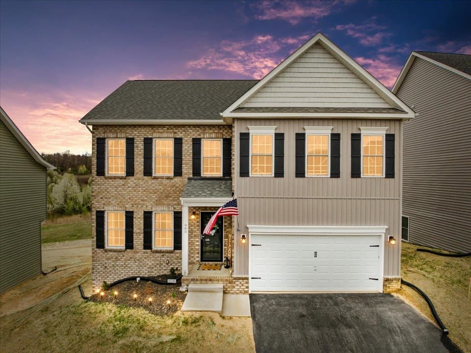 980 Holland Loop NW, Christiansburg, VA