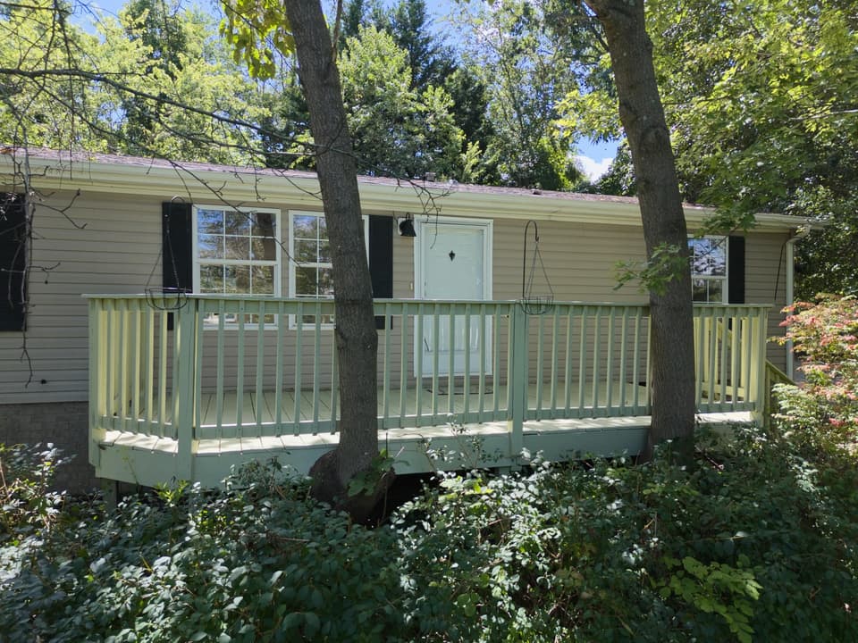 475 Dunlap Drive NE, photo 6 of 40